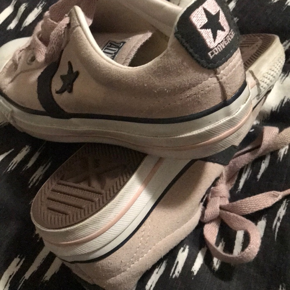 Converse - Picture 3 of 4